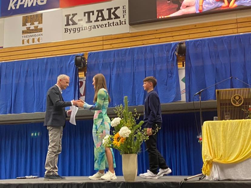 Söfnunarfé frá afmælishátíð Árskóla