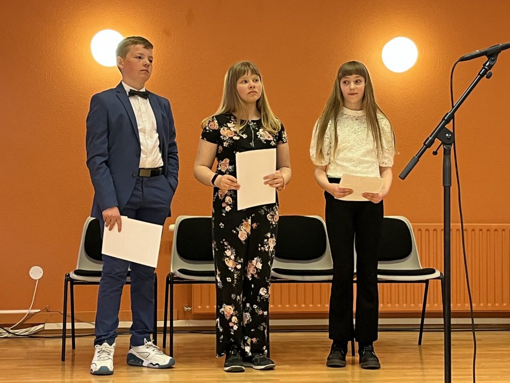 Vinningshafarnir frá vinstri: Helgi Sigurjón, Lára og Iðunn Kolka.