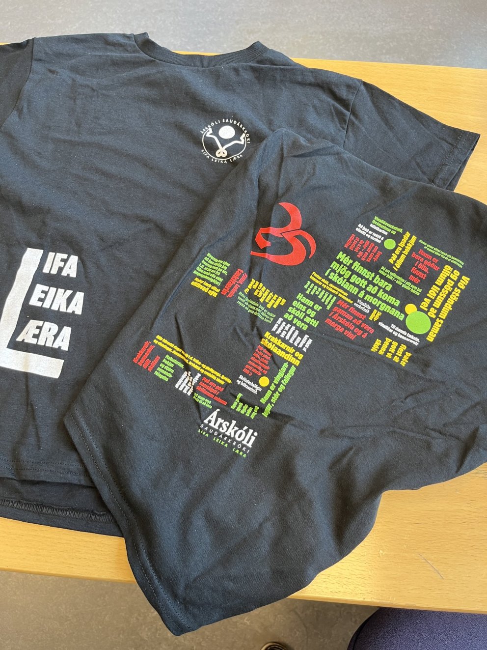 Boladagur - Árskólabolir