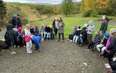 5. bekkingar söfnuðu birkifræjum til uppgræðslu